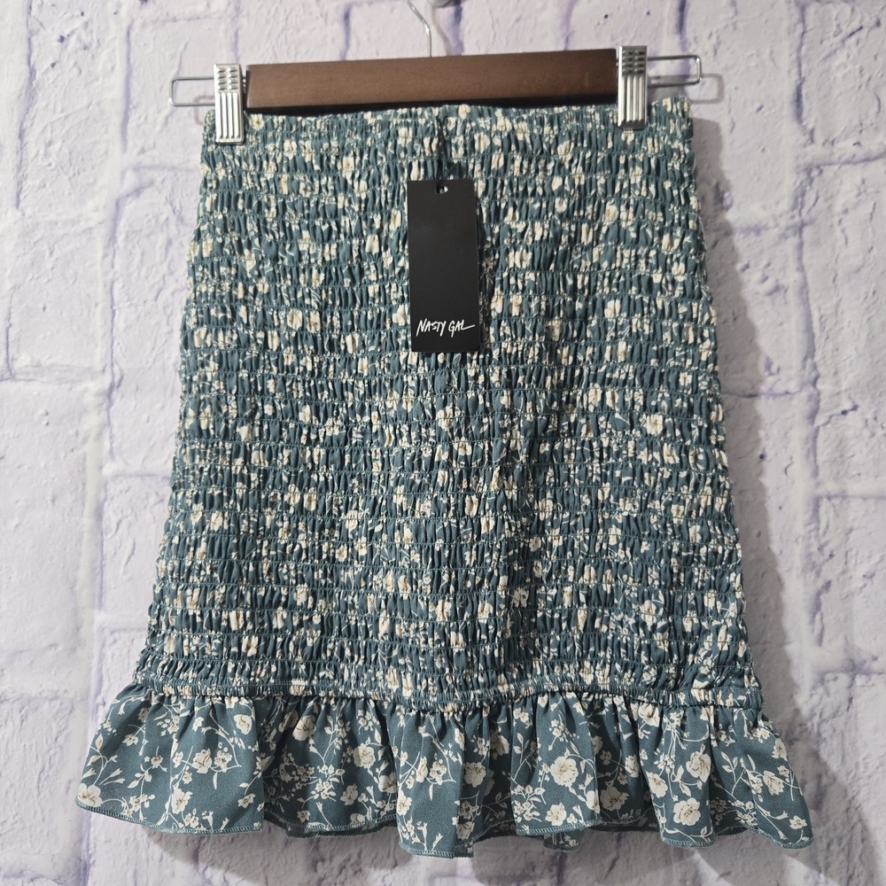 Nasty Gal Ruched Floral Green‎ Ruffle Fitted Mini Skirt Boho 4
